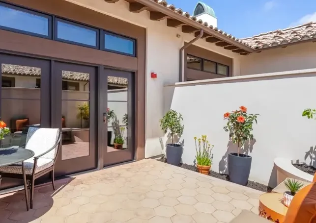 Resort King Casita Front