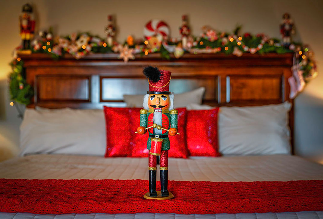 Holiday Room