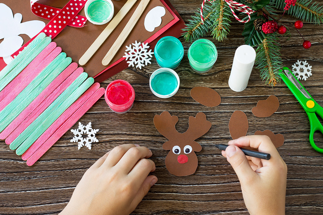 Holiday Arts and Crafts